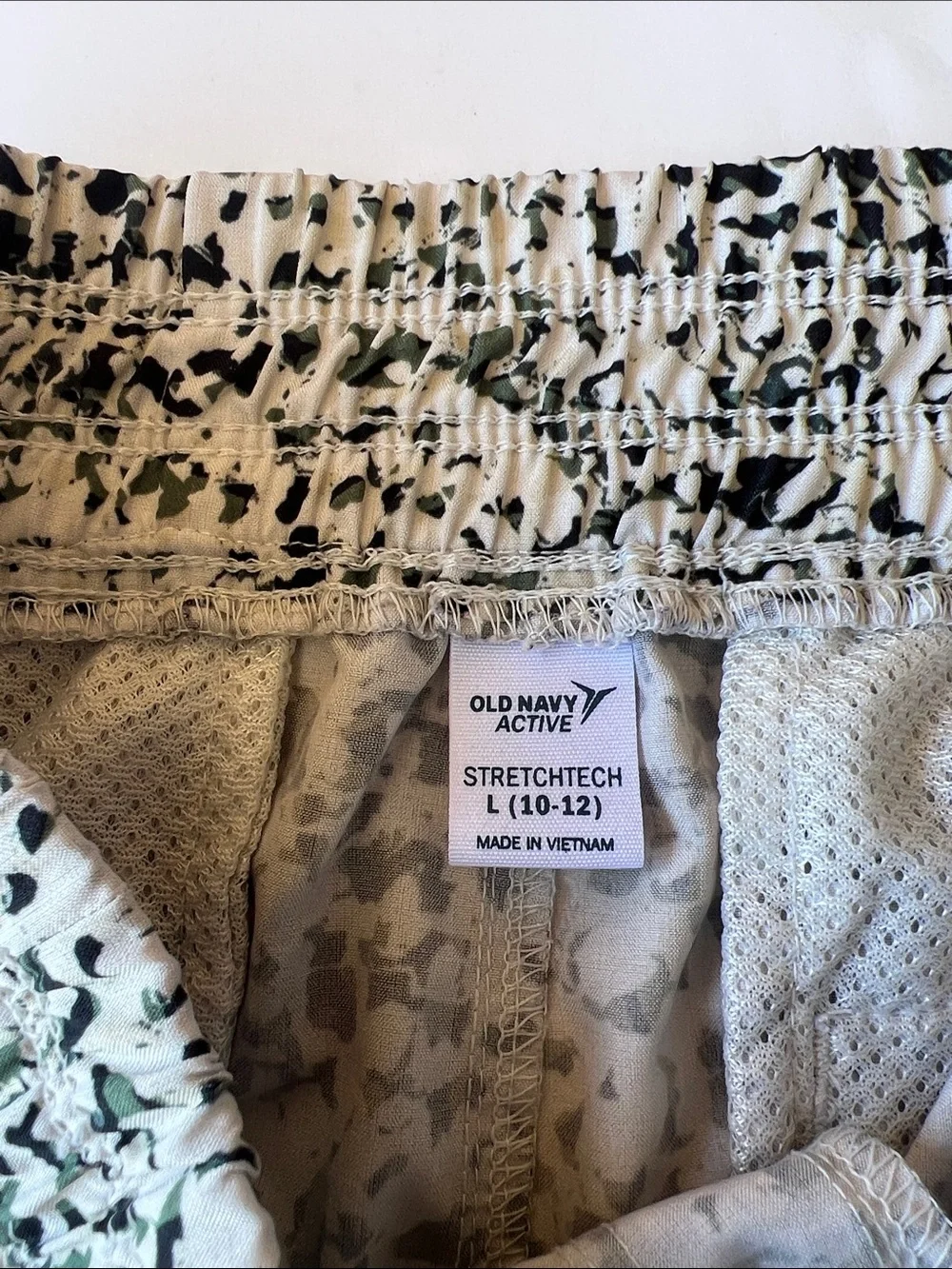 Old Navy Cream and Black Printed Kids Shorts